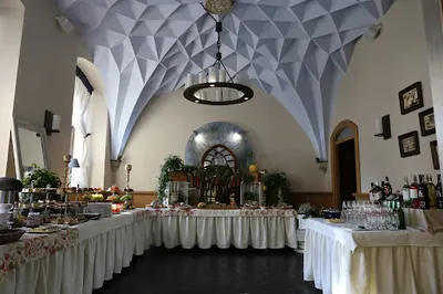 Pod Starym Głogiem | restauracja w ratuszu